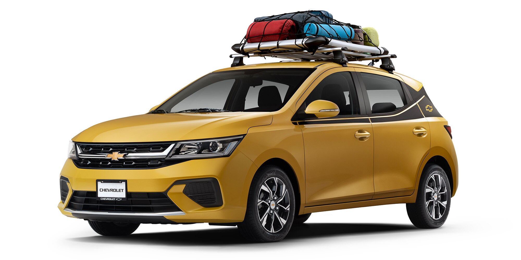 Dale a tu nuevo Chevrolet Aveo Hatchback 2025 un diseño más deportivo con su Kit de accesorios
