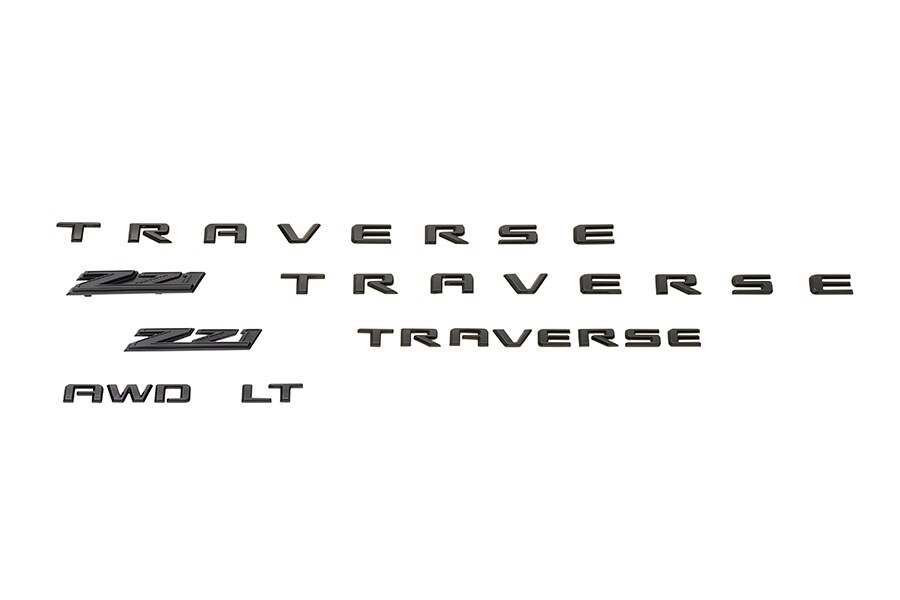 Nueva Traverse 2024, emblema Traverse en negro