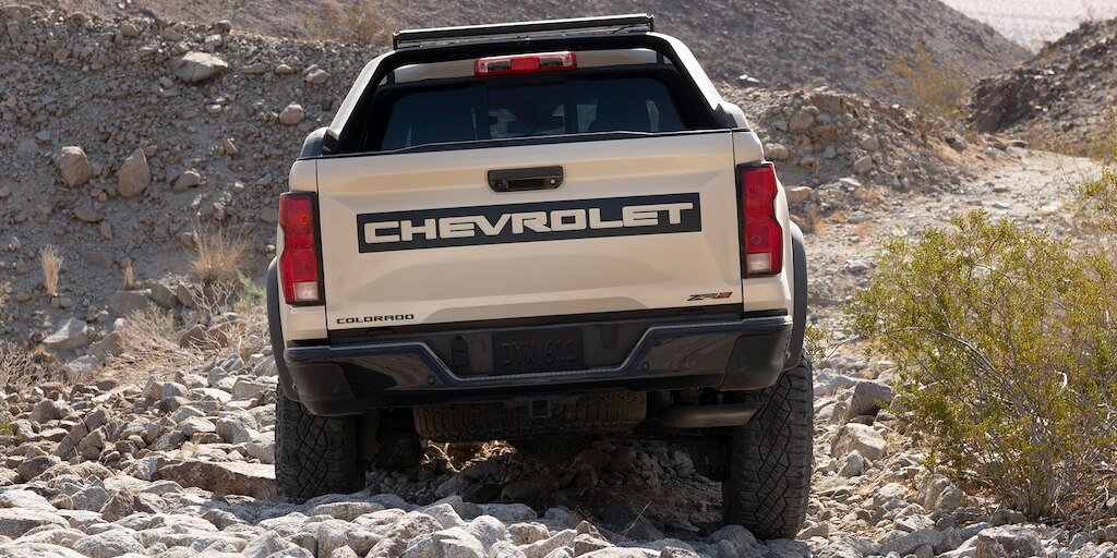 Conoce los kits originales disponibles para camioneta todoterreno Chevrolet Colorado 2024