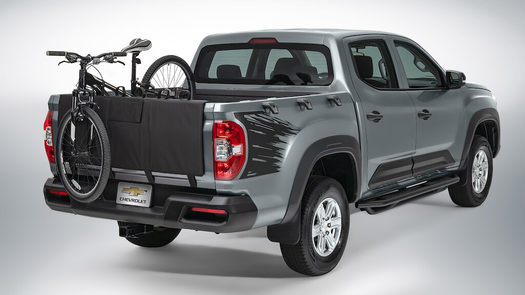 Portabicicletas de batea es un accesorio de caja para Chevrolet S10 Max 2024, camioneta pickup 4 cilindros